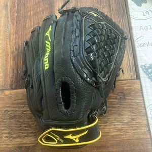 Mizuno GPL 1200F1 12 inch glove